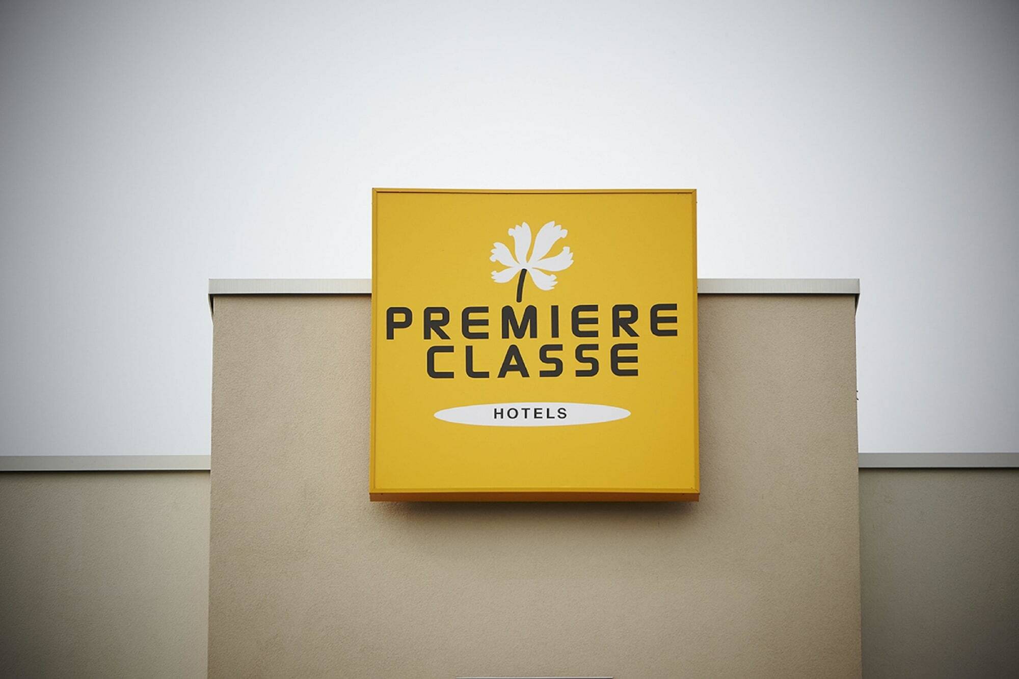 Kyriad Direct Arras - Saint-Laurent-Blangy - Parc Expo Exterior foto