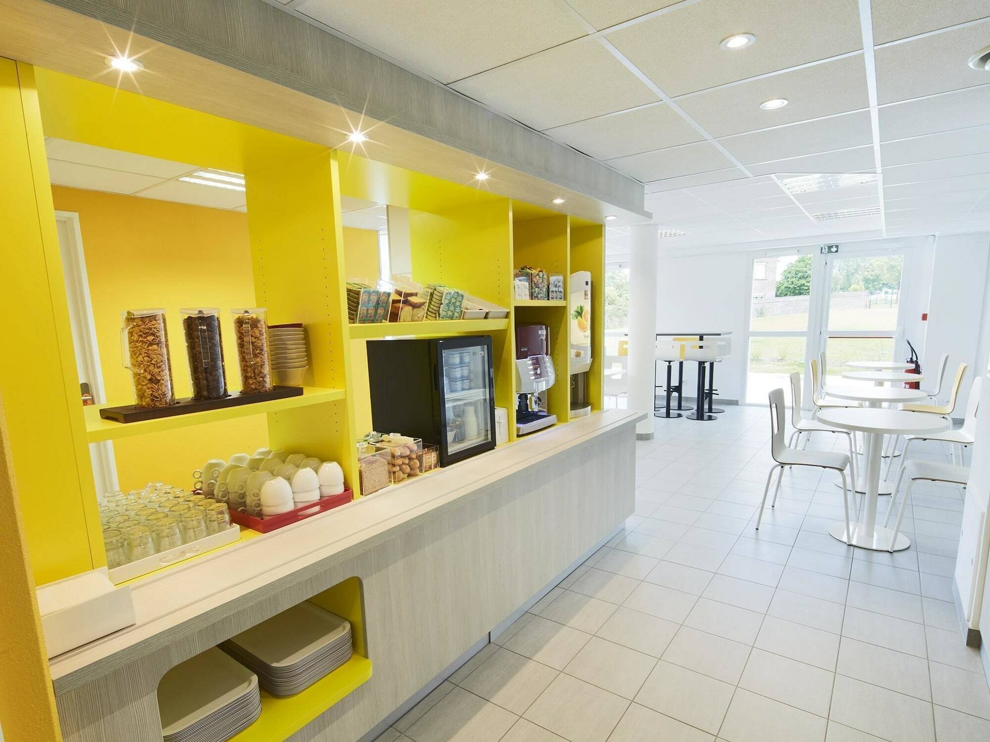Kyriad Direct Arras - Saint-Laurent-Blangy - Parc Expo Exterior foto